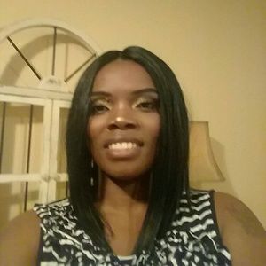 Meet your Posher, Shekita